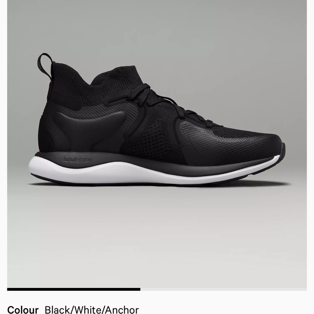 lululemon athletica Black and White Athletic Shoes size 8 - Picture 3 of 5
